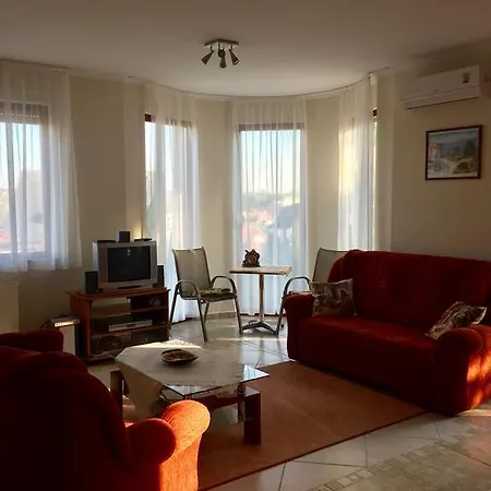 Nina Apartment Heviz